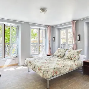 Le Petit Borda Hotel París